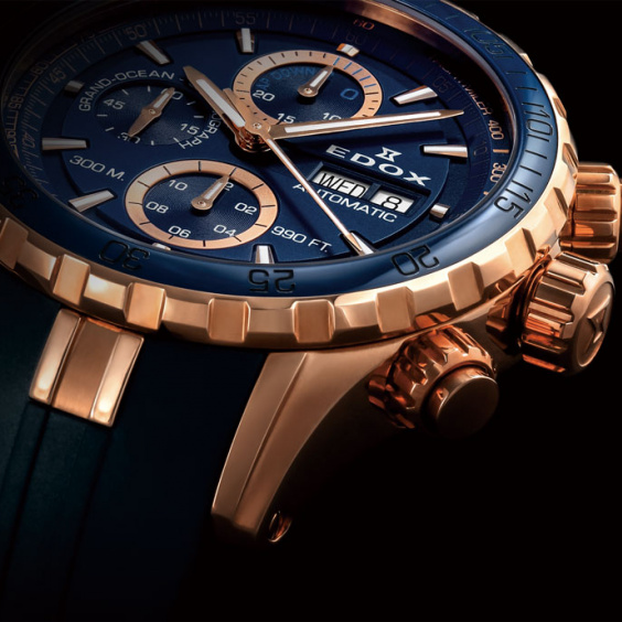 CHRONOGRAPH AUTOMATIC